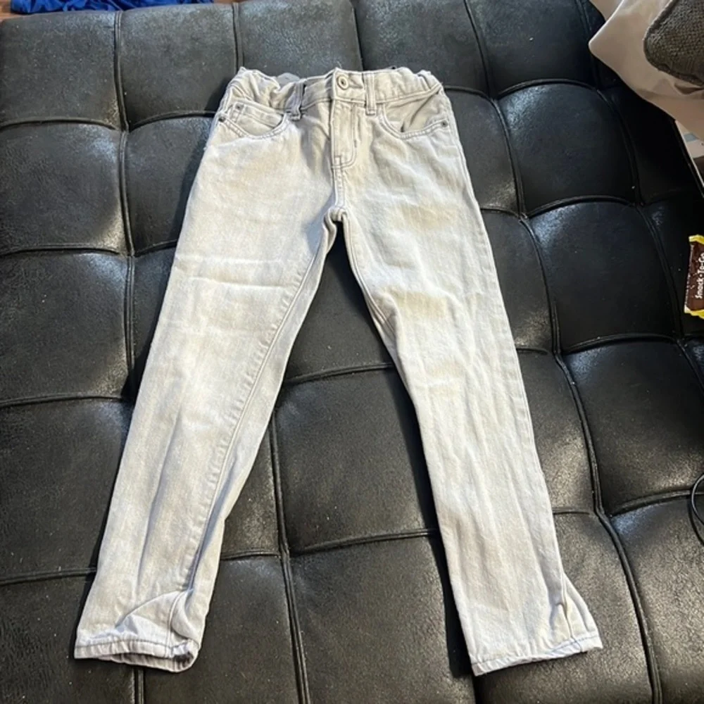 Jeans​​​